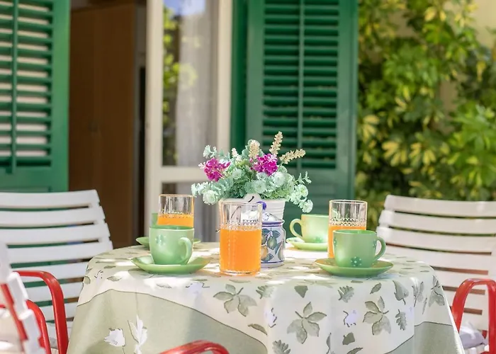 Green Terrace Apartment